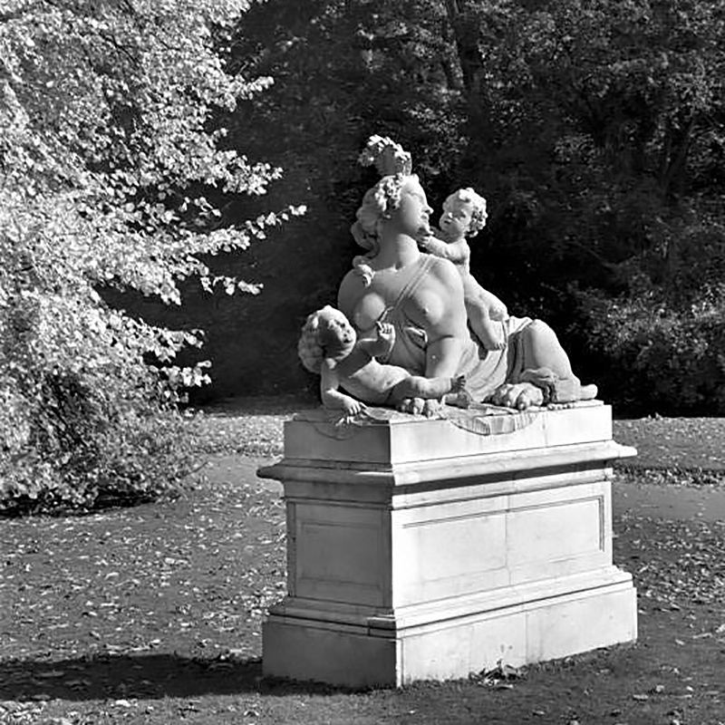 Potsdam - Sanssouci, Sphinx im Park Sanssouci